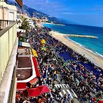 Seaviews By Jenni Menton, La Suite, Superbe Front De Mer, Emplacement Avec Terrasse Et Parking! Menton